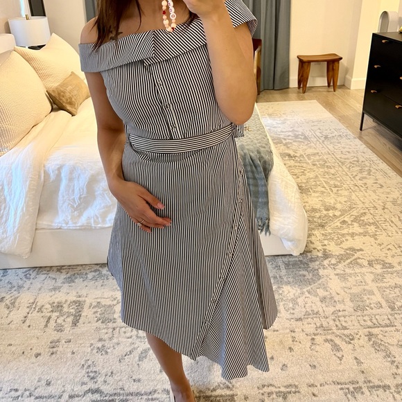 Intermix Dress - Picture 2 of 6